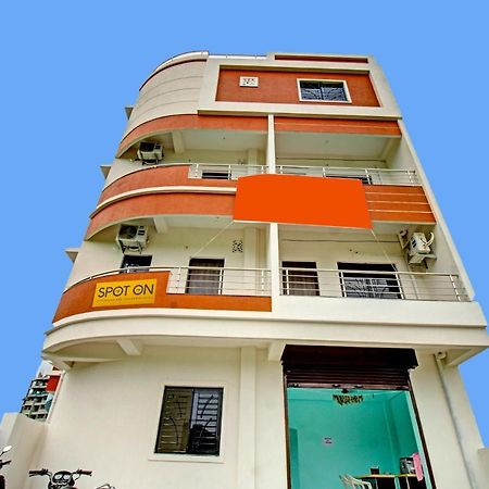 Oyo Vrindavan Inn Nagpur Exterior foto