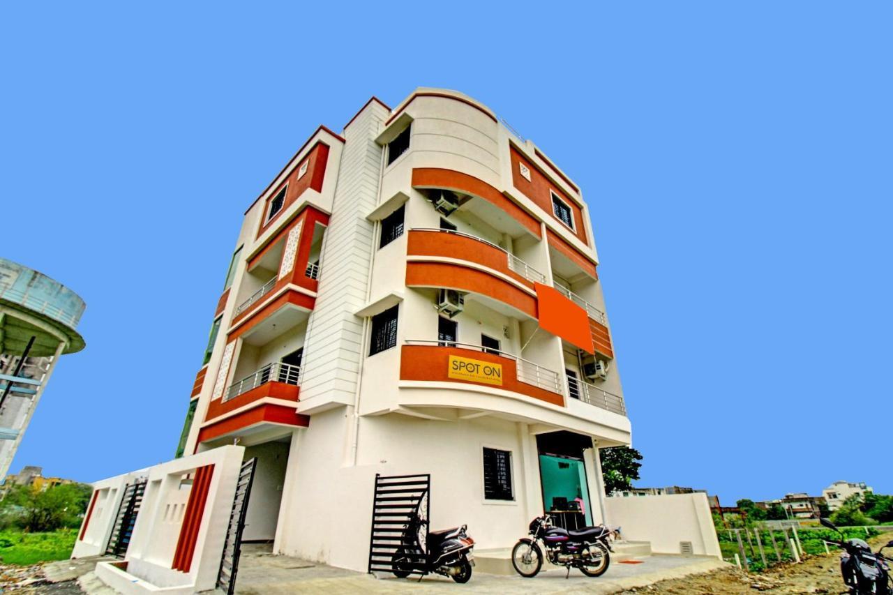 Oyo Vrindavan Inn Nagpur Exterior foto